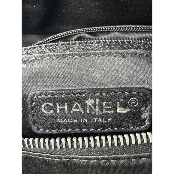 CHANEL Frozen Black Vinyl Quilted Large Chain Strap Shopping Tote Bag - Picture 7 of 11